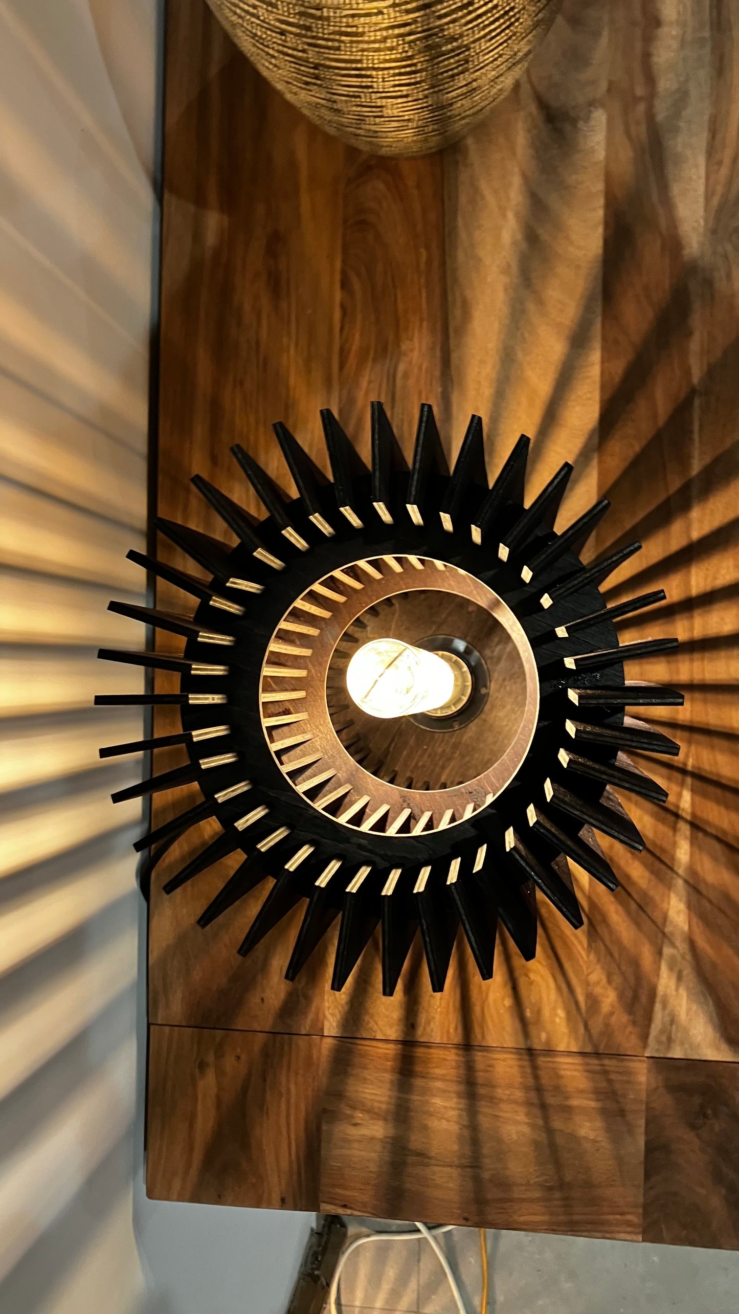 Luminance Ligna