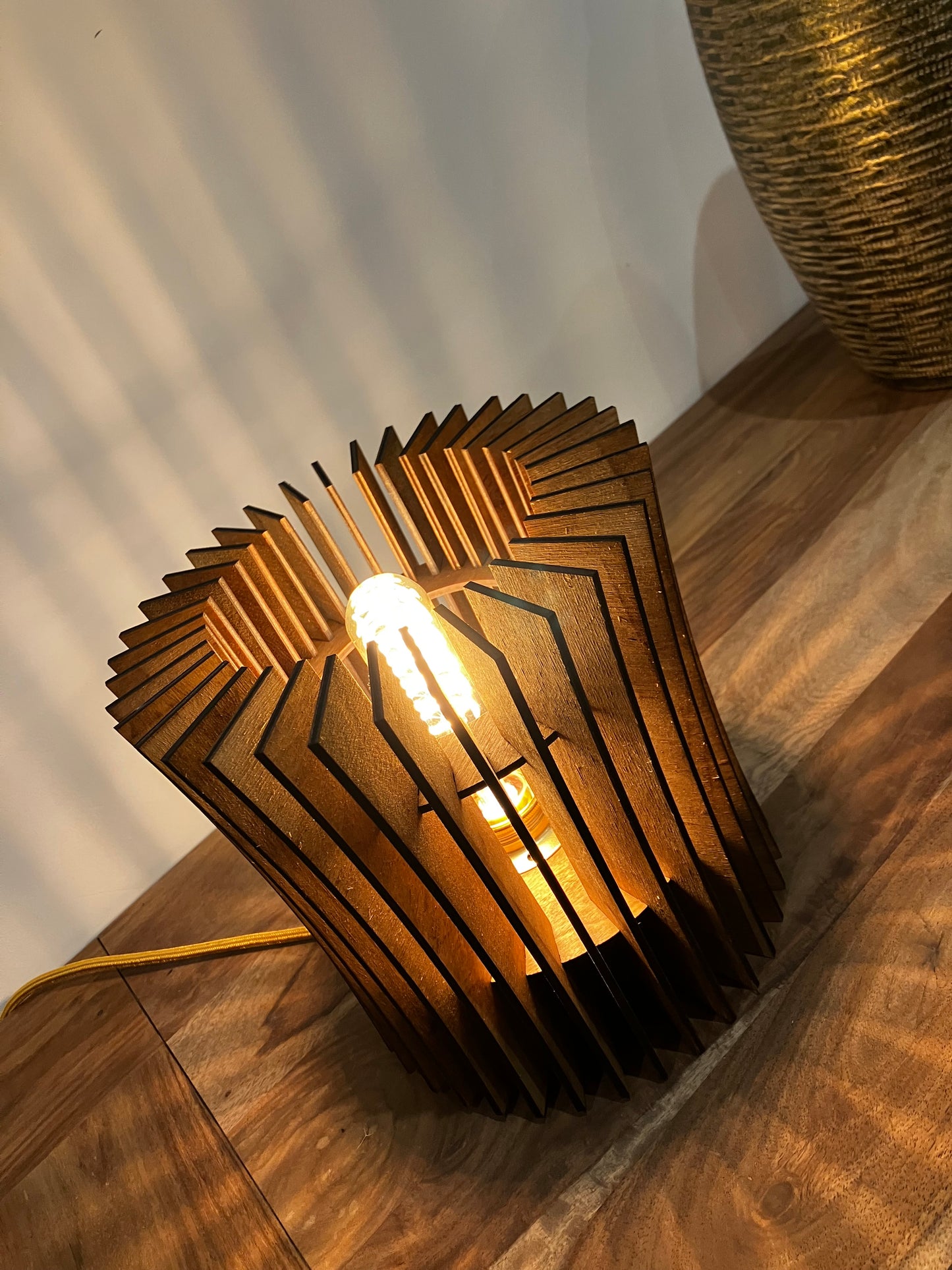 Luminance Ligna