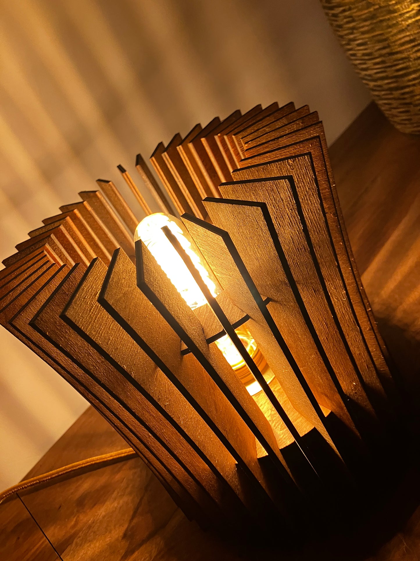 Luminance Ligna