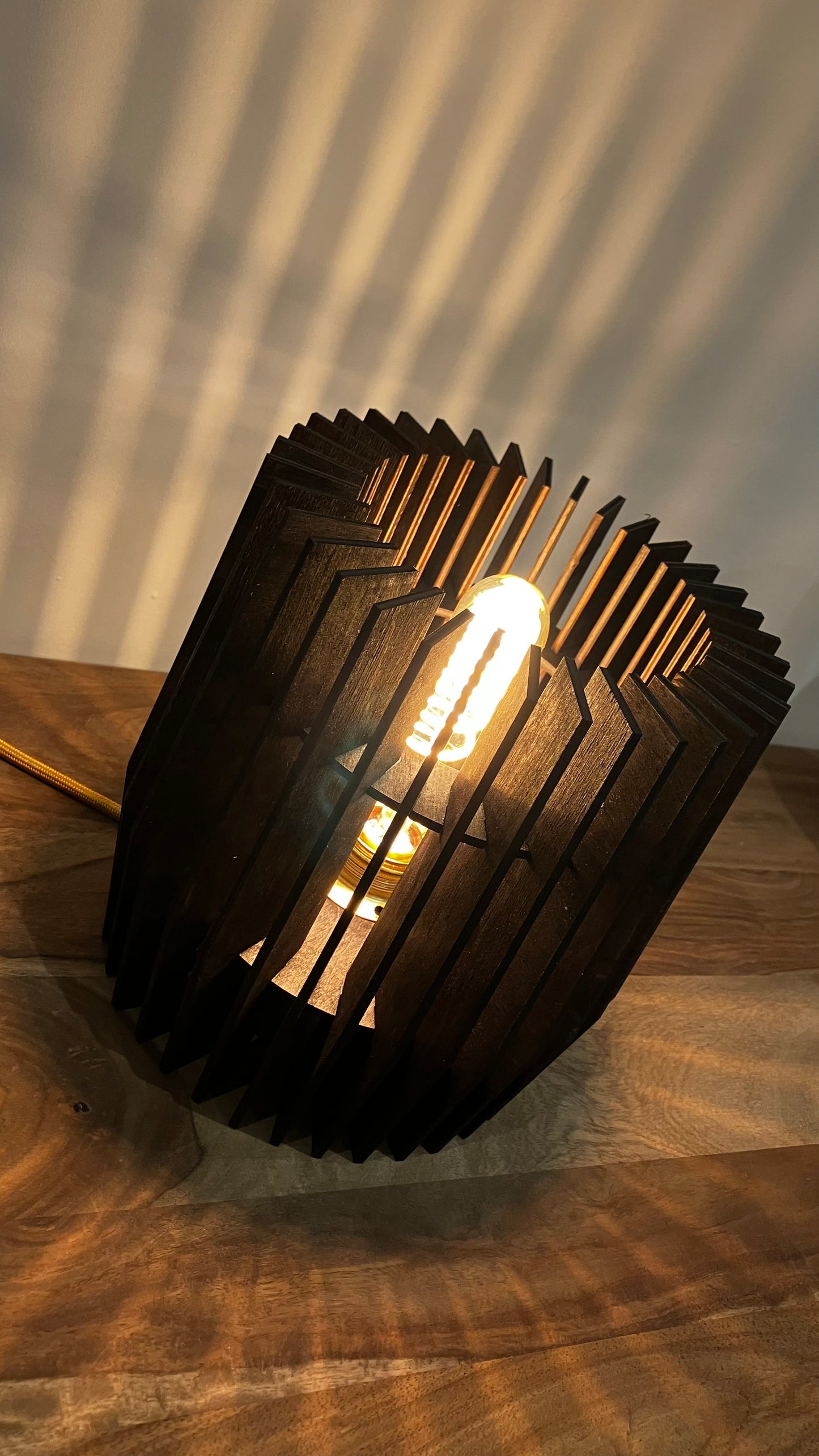 Luminance Ligna