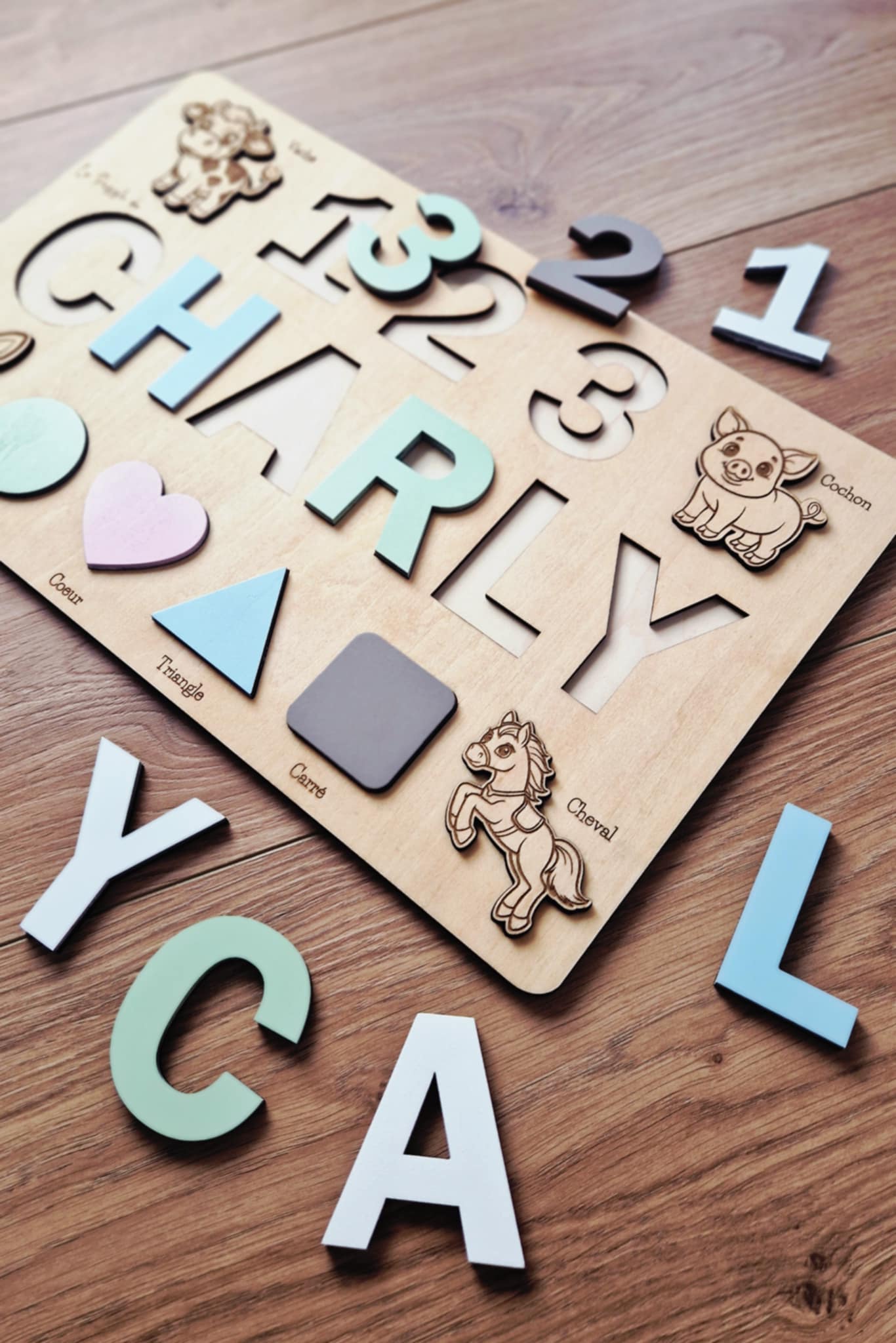 Puzzle en bois ludique et éducatif personnalisé